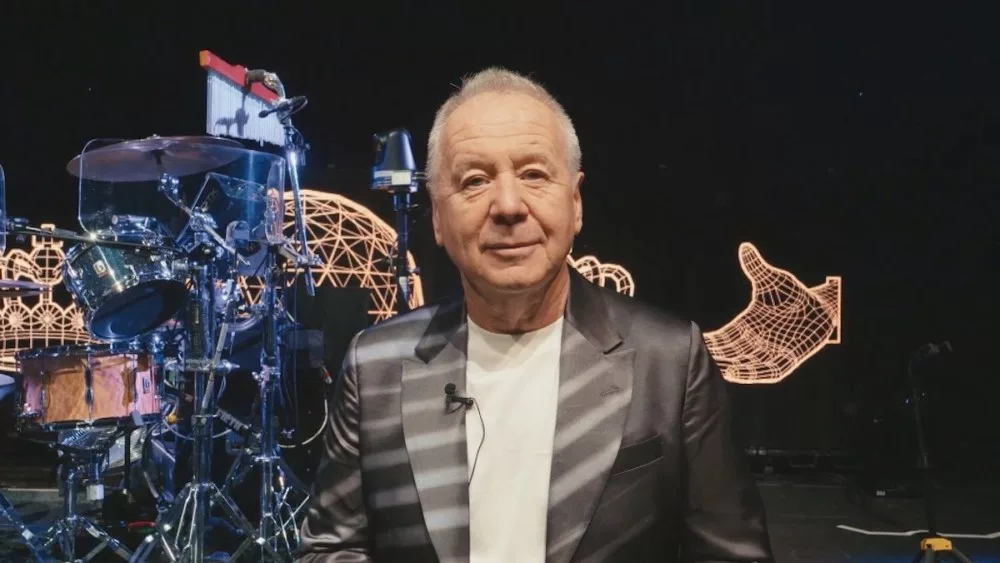 jim-kerr-wins-radio-award-1571530