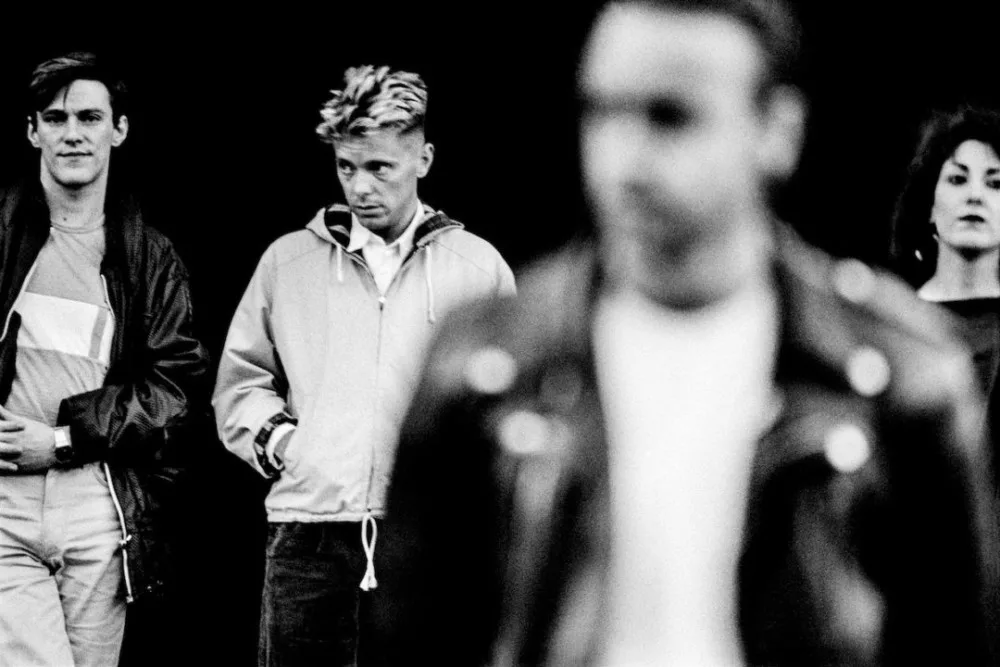 new_order_scotland_1983_copyright_anton_corbijn_0045661