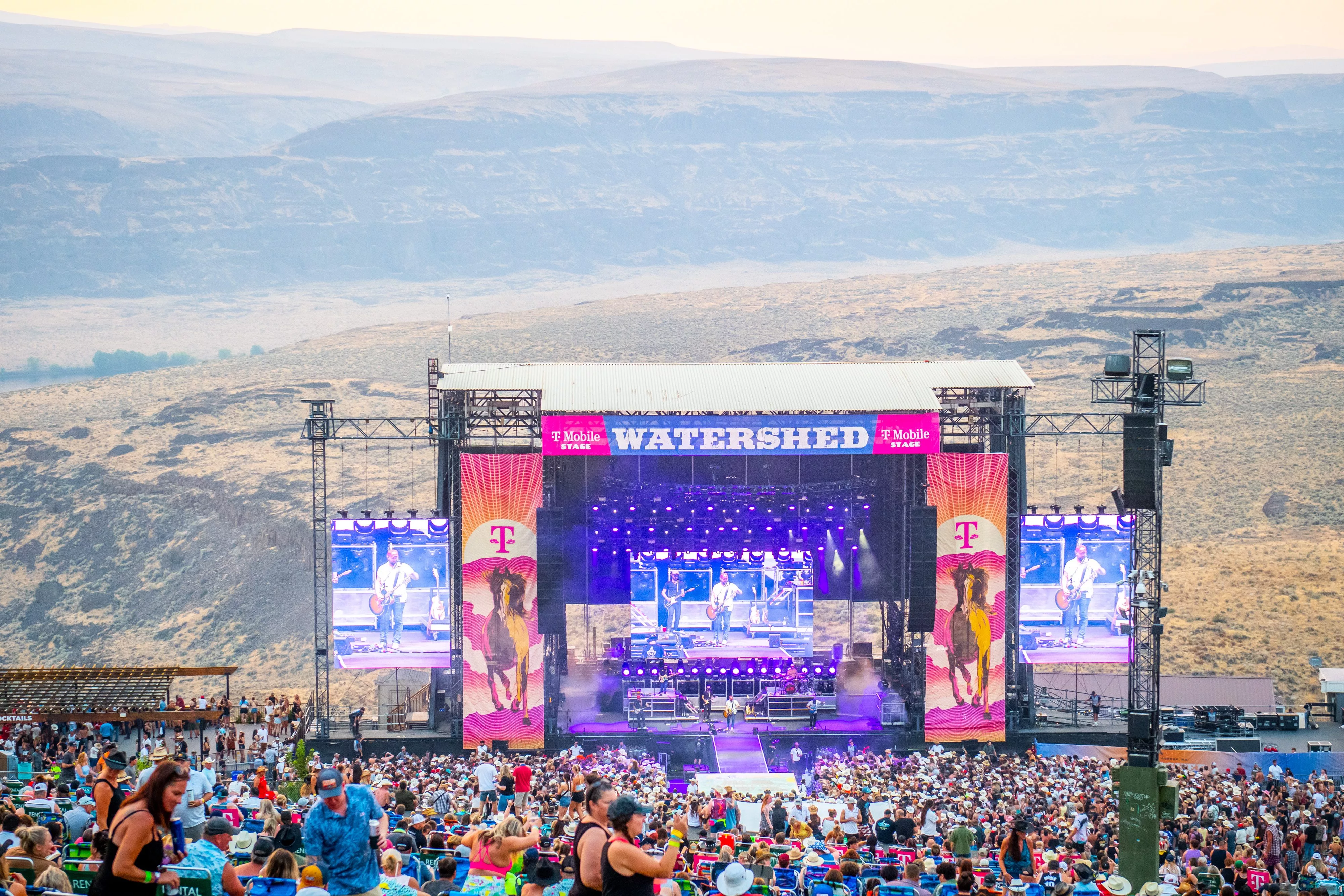 Watershed Crowd looking towards stage and gorge