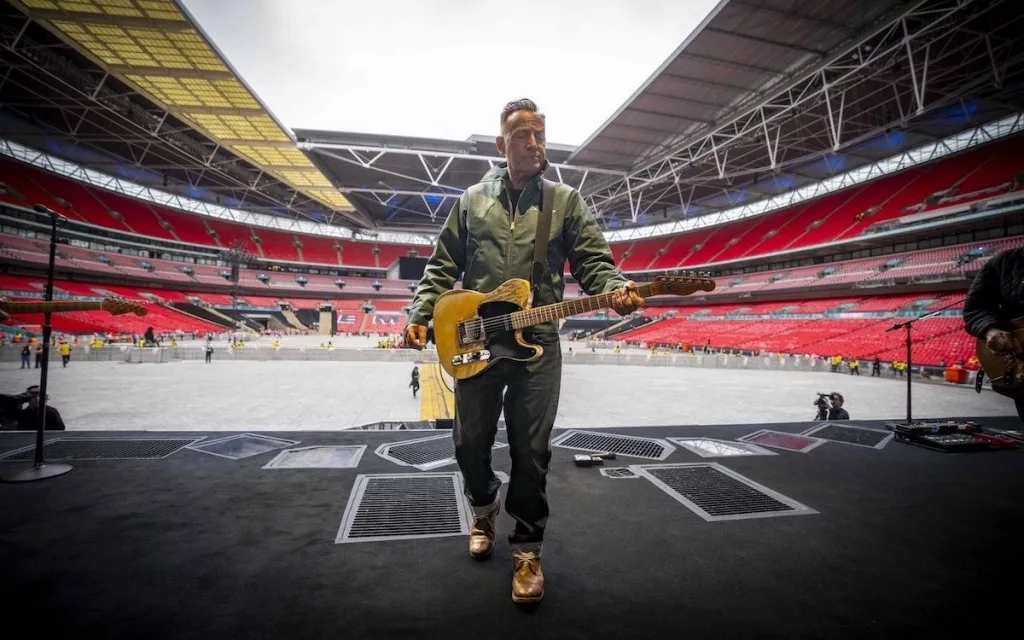 bruce_london1_109-2-scaled-1215732