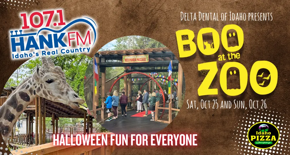 slider-boo-at-the-zoo-w-ipc