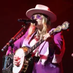 shutterstock_2216138121664559