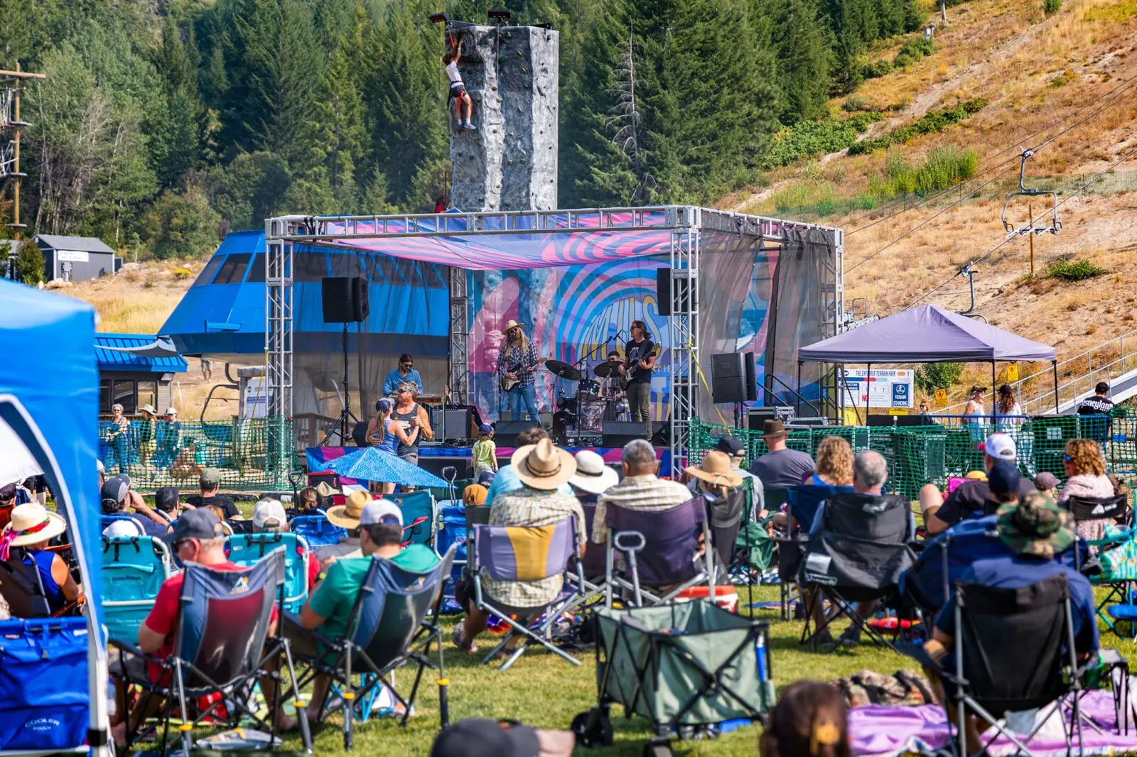 MUSIC ON THE MOUNTAIN
