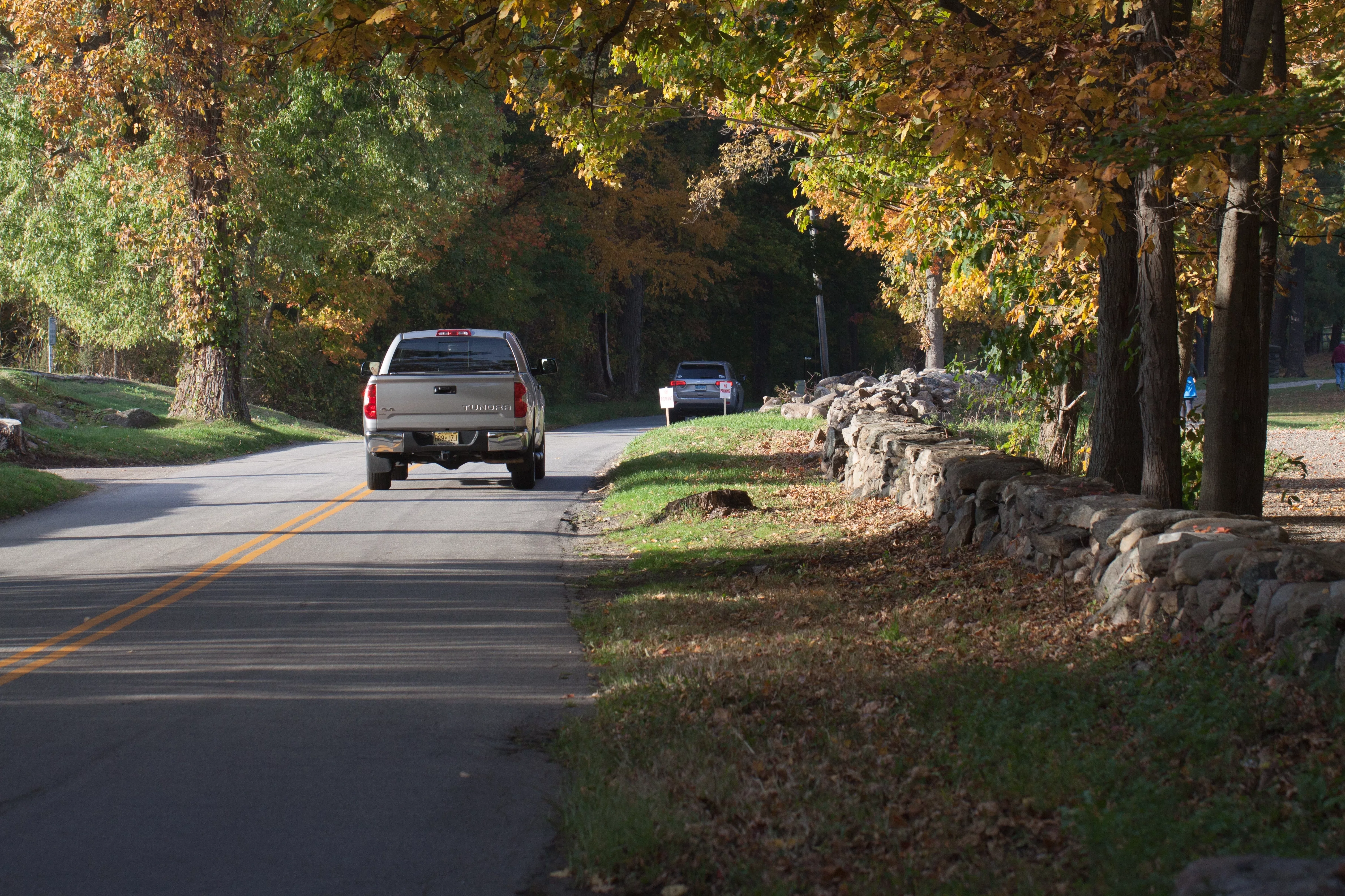 newcanaanctusa-october222022ruralroad-5