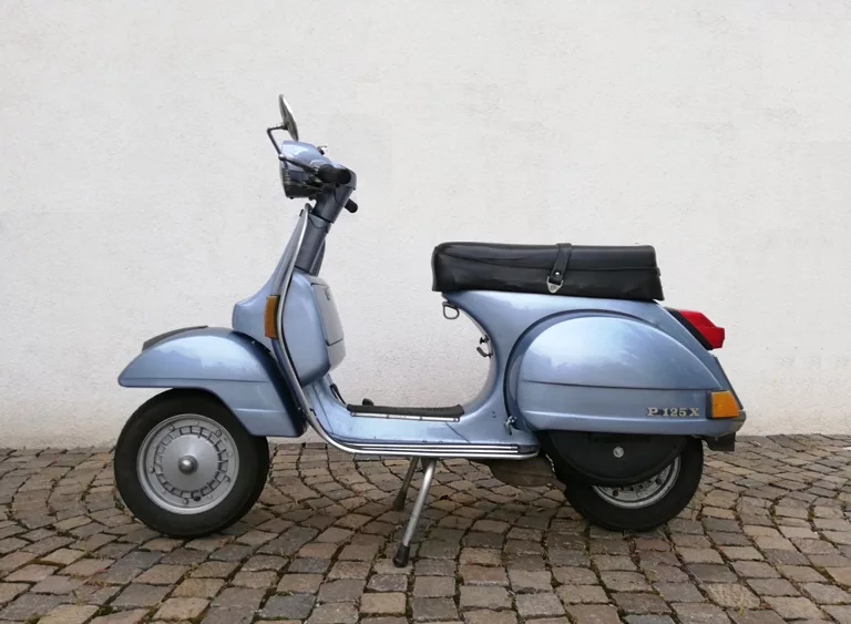 piaggio_vespa_p125x