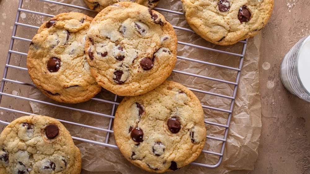 chocolatechipcookieswithflakysaltonacoolingrack