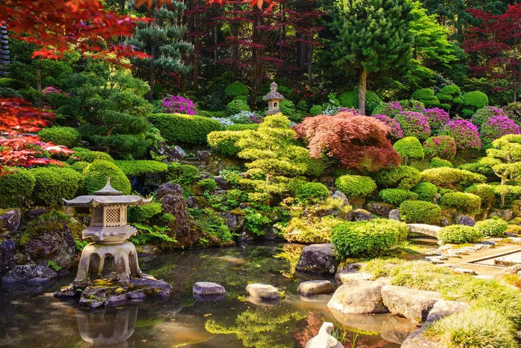 7-japanese-gardens-1