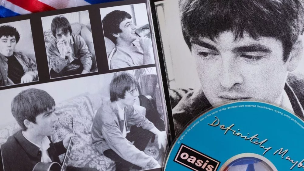 Oasis band albums' rock band from the 1990's britpop era