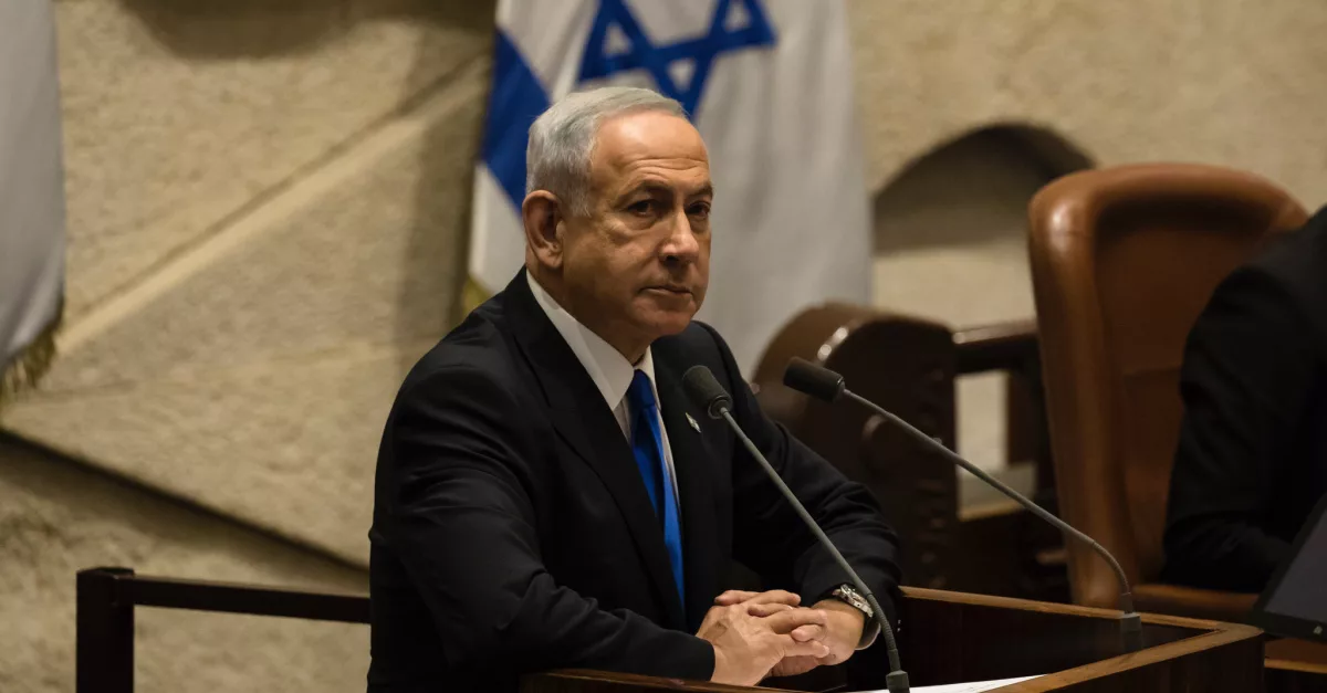 28880-benjamin-netanyahu-gettyimages-amir-levy-stri_source_file754530