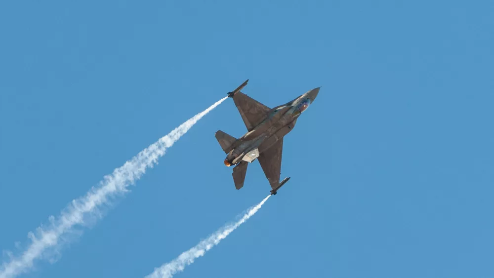 f-16-demo-air-fighter-plane-performing-aerobatics-athens-flying-week