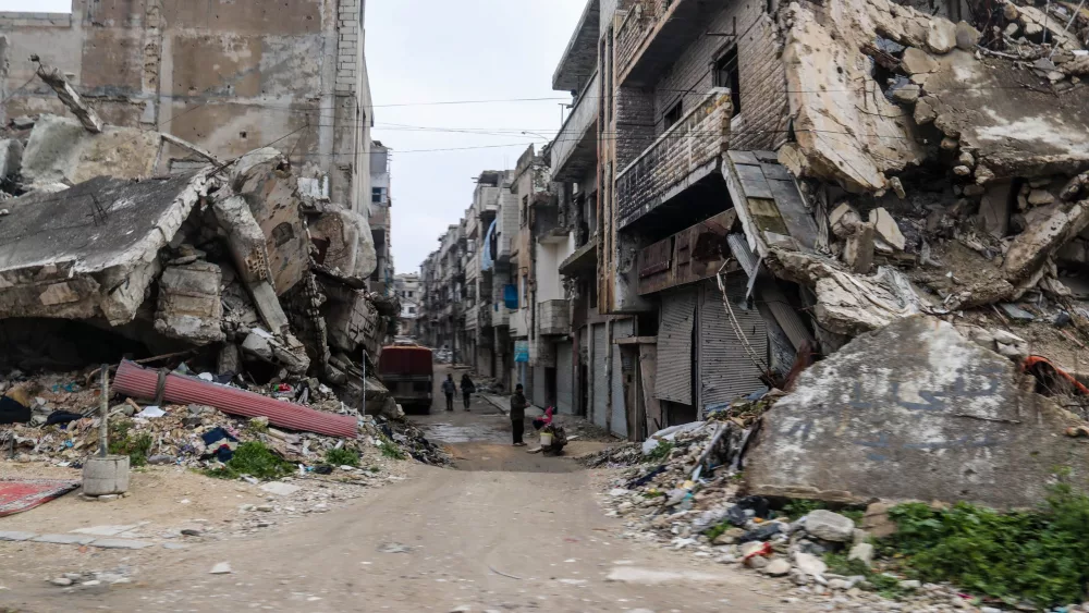 old-destroyed-city-of-aleppo-in-syria-in-may-2020-after-isis-was-defeated-scaled