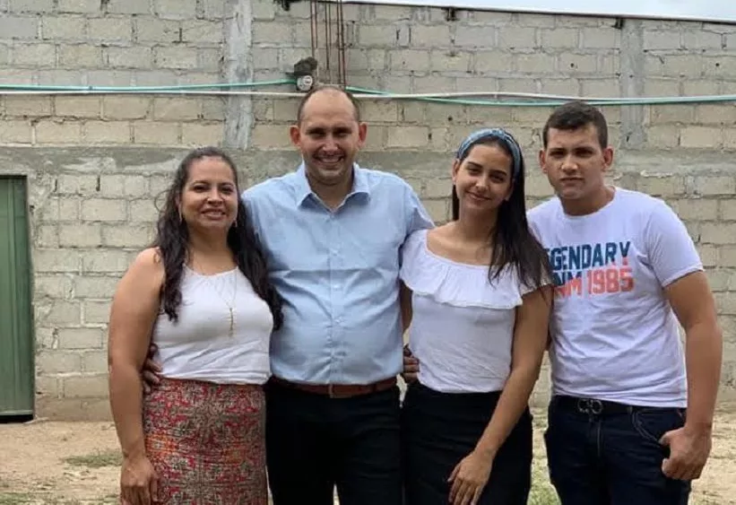 corrillos-pastor-marlon-lora-y-familia-asesinados-solo-se-salvo-el-hijo-en-aguachica-cesar-2