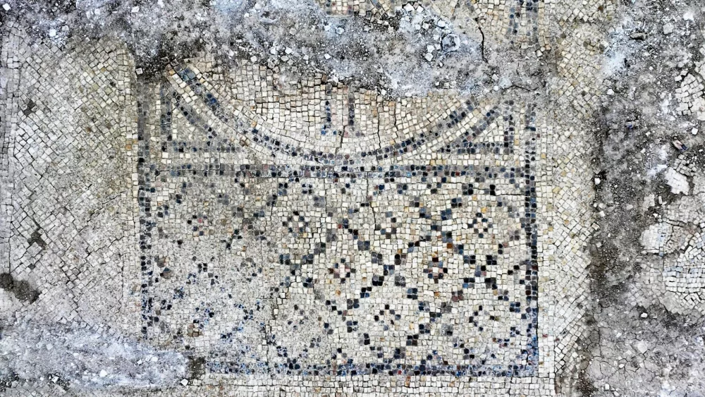 the-mosaic-north-of-kiryat-gat-scaled