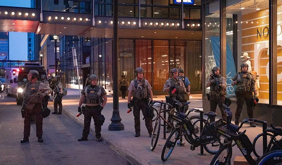 Chad Davis, CC BY 2.0 , via Wikimedia Commons