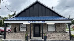 guthrie-city-hall