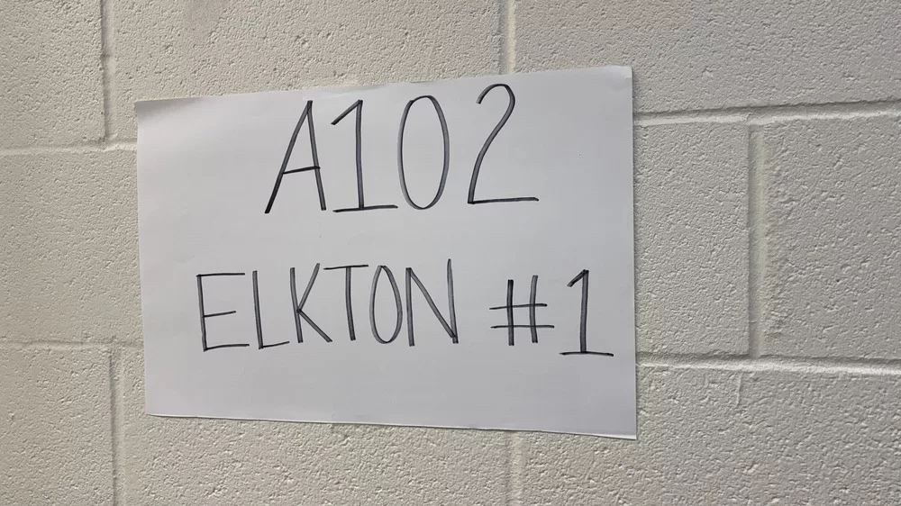 elkton-voting-sign