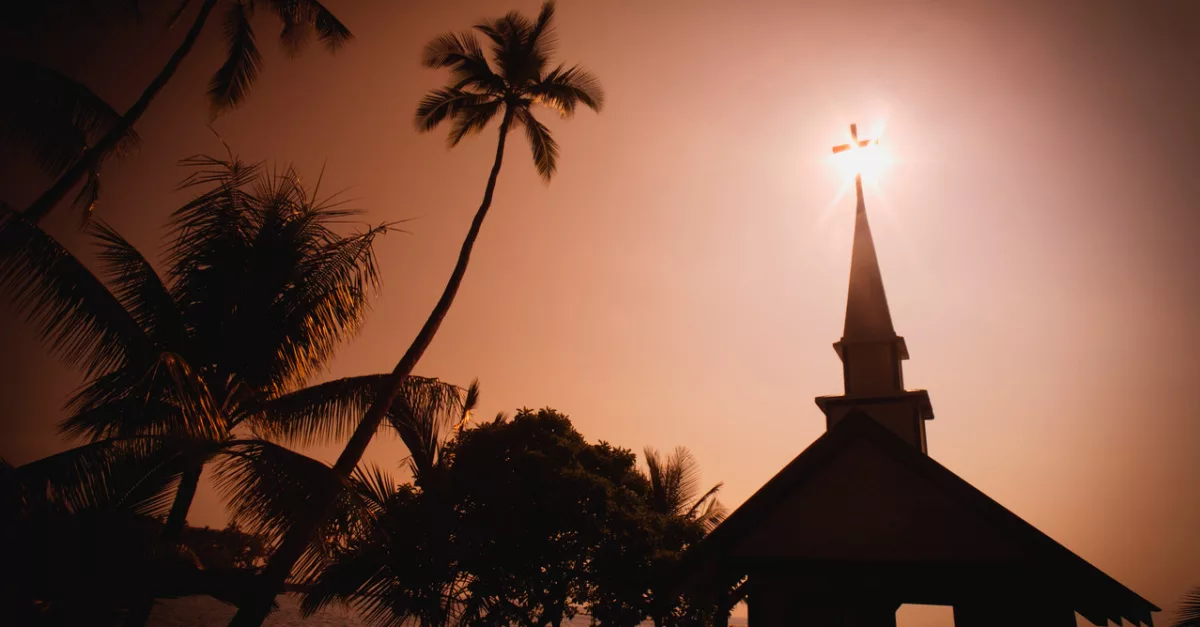 31955-church-in-hawaii-gettyimages-design-pics-darr_source_file781662