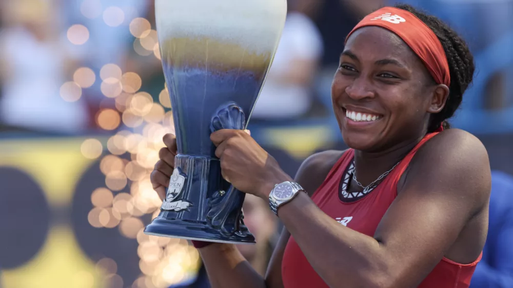 32132-coco-gauff-gettyimages-michael-hickey-stringe_source_file192673