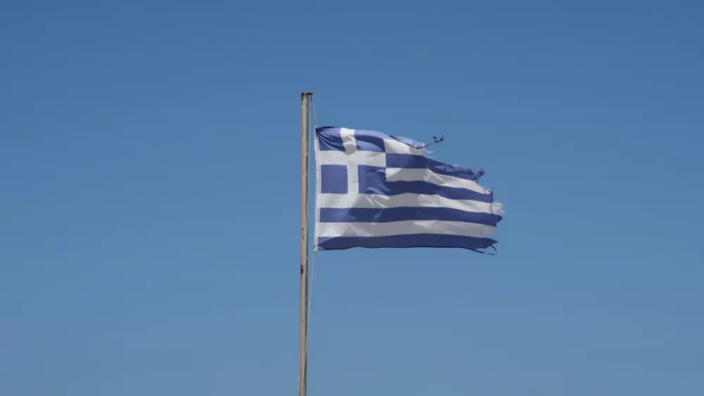 32288-greek-flag-gettyimages-sean-gallup-staff_source_file37925