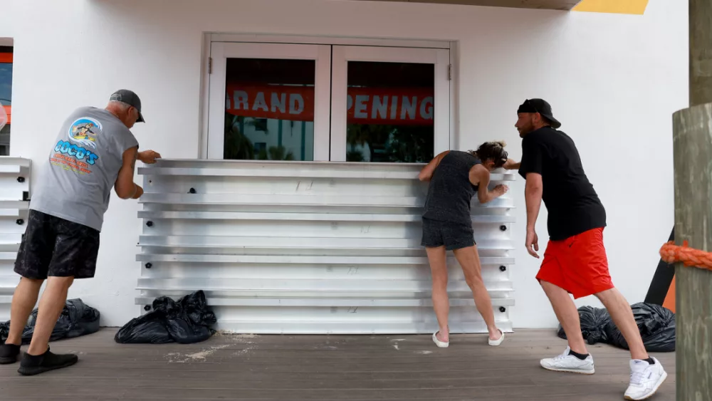32291-florida-hurricane-idalia-gettyimages-joe-raed_source_file966467