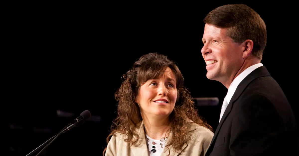 31071-michelle-jim-bob-duggar-gettyimages-brendan-h_source_file384450