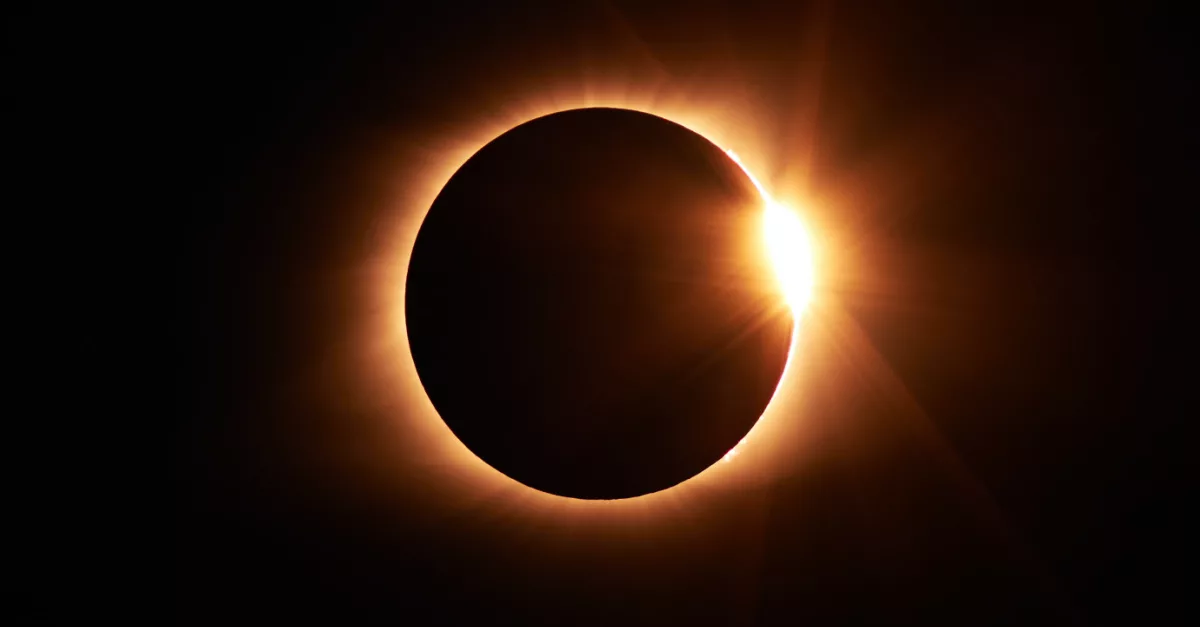 20657-solar-eclipse-jongsun-lee-unsplash505471