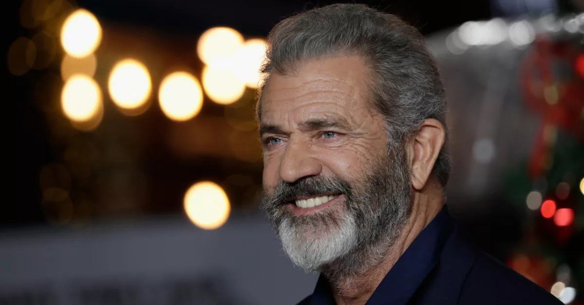 28926-mel-gibson-gettyimages-john-phillips-stringer_source_file721122