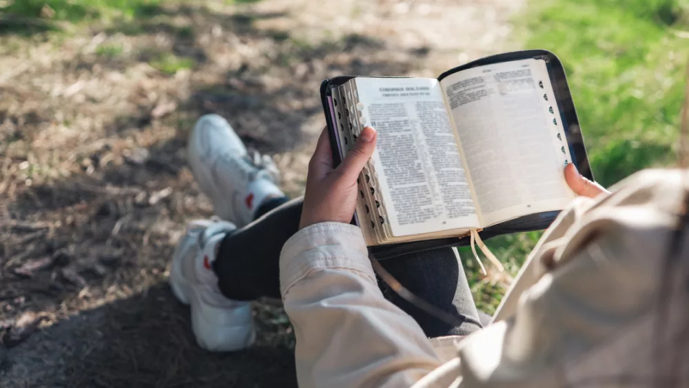 30539-morning-bible-reading-gettyimages-bohdan-bevz_source_file715286