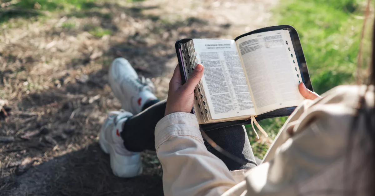 30539-morning-bible-reading-gettyimages-bohdan-bevz_source_file715286