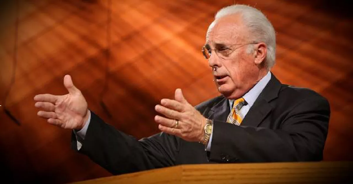 14852-john-macarthur-facebook-3654703