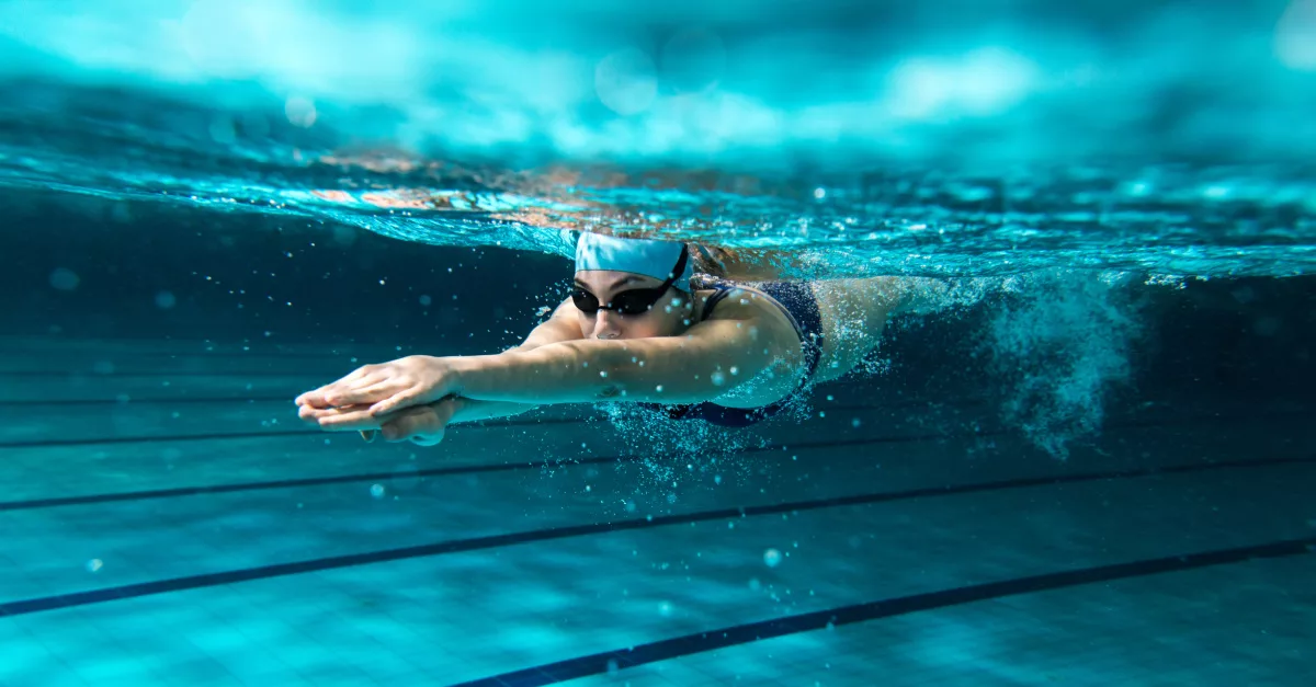 26028-woman-swimmer-gettyimages-solisimages_source_file289110