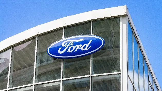 logo-of-ford-at-a-car-dealership