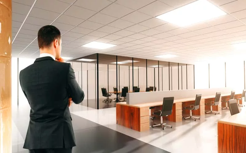 businessman-in-the-light-open-space-office