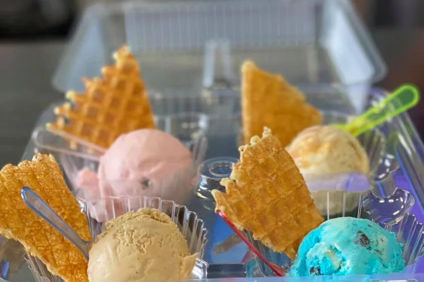 ynoticecreamflight
