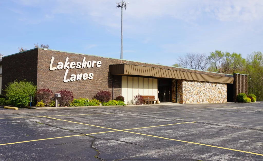 lakeshorelanes