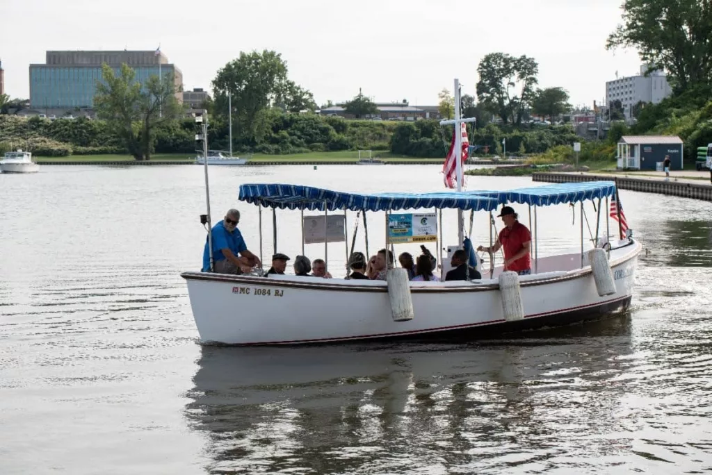 watertaxisept2021inwater