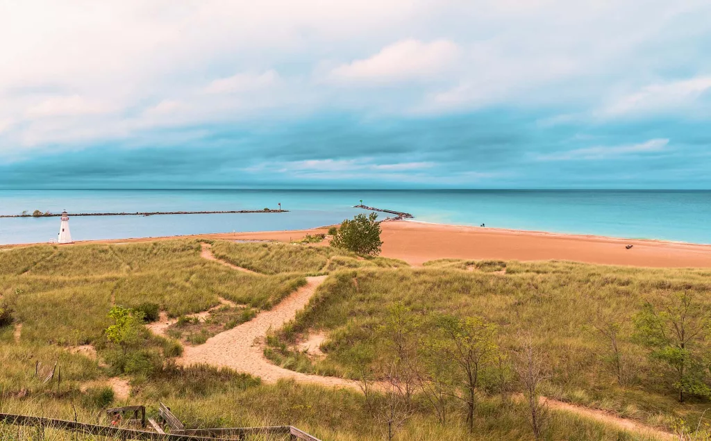 dunes-and-grass-in-the-harbor-at-new-buffalo-michigan-on-the-la