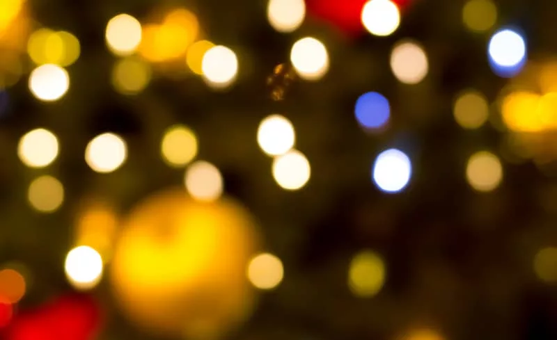 christmaslightsblur-2