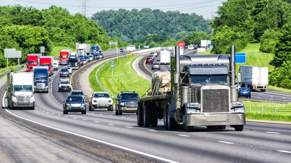 late-spring-traffic-on-interstate-highway-13
