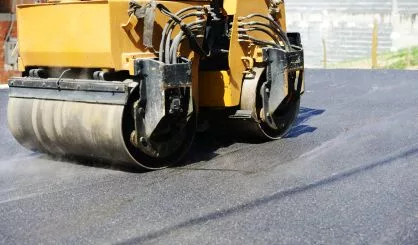 hard-work-on-asphalt-construction-6