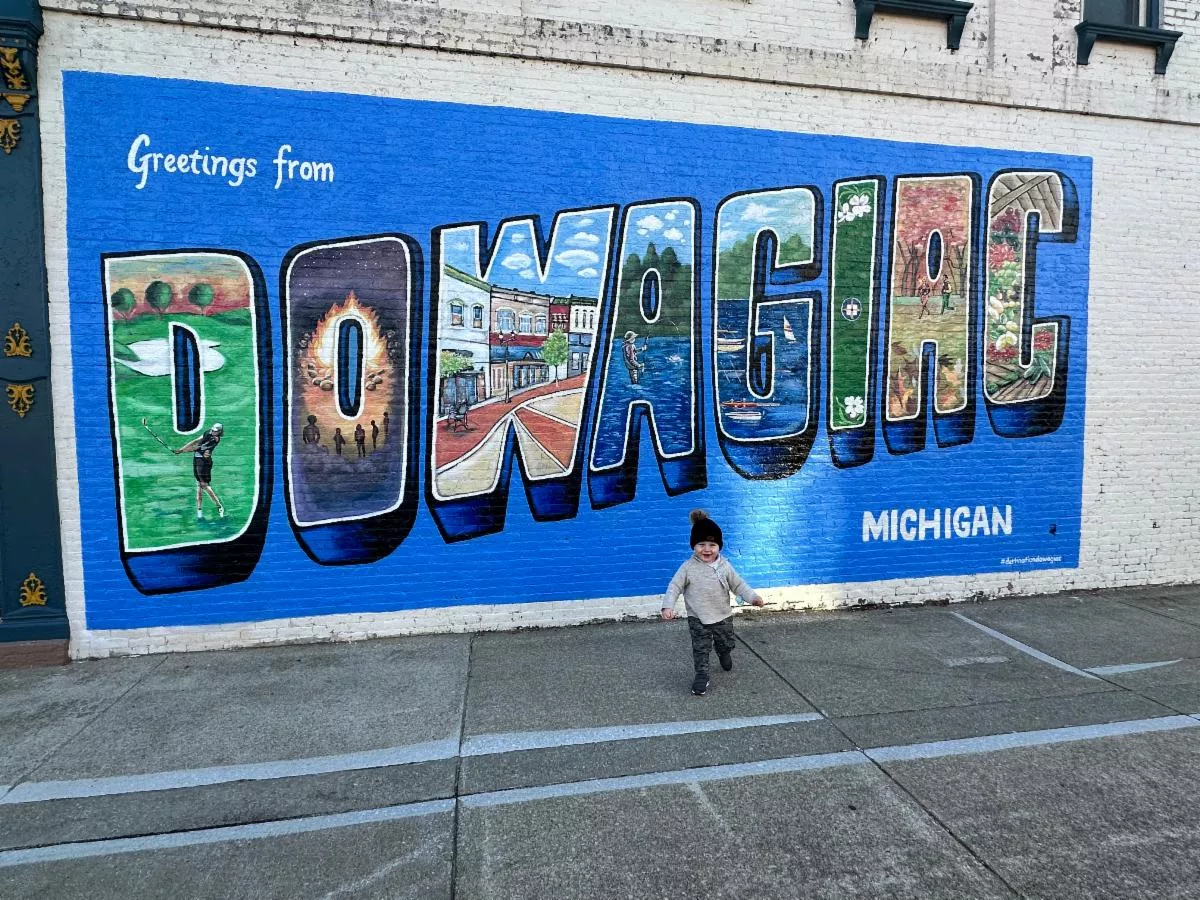 dowagiac mural