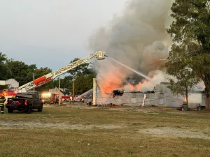 Fire at GGs Grocery