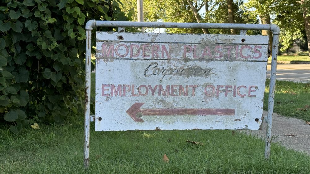 Modern Plastics sign in Benton Harbor