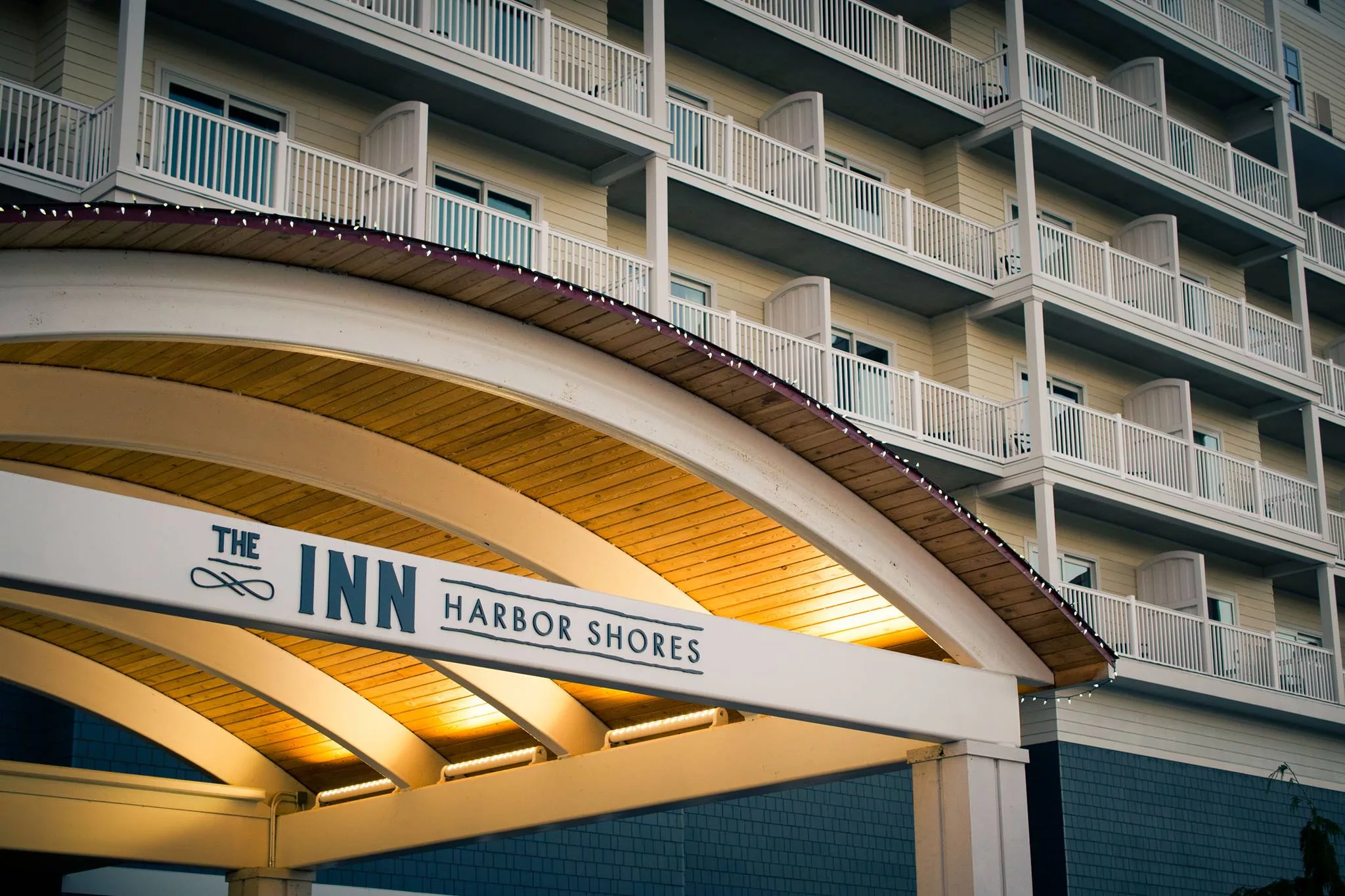 inn at harbor shores entry