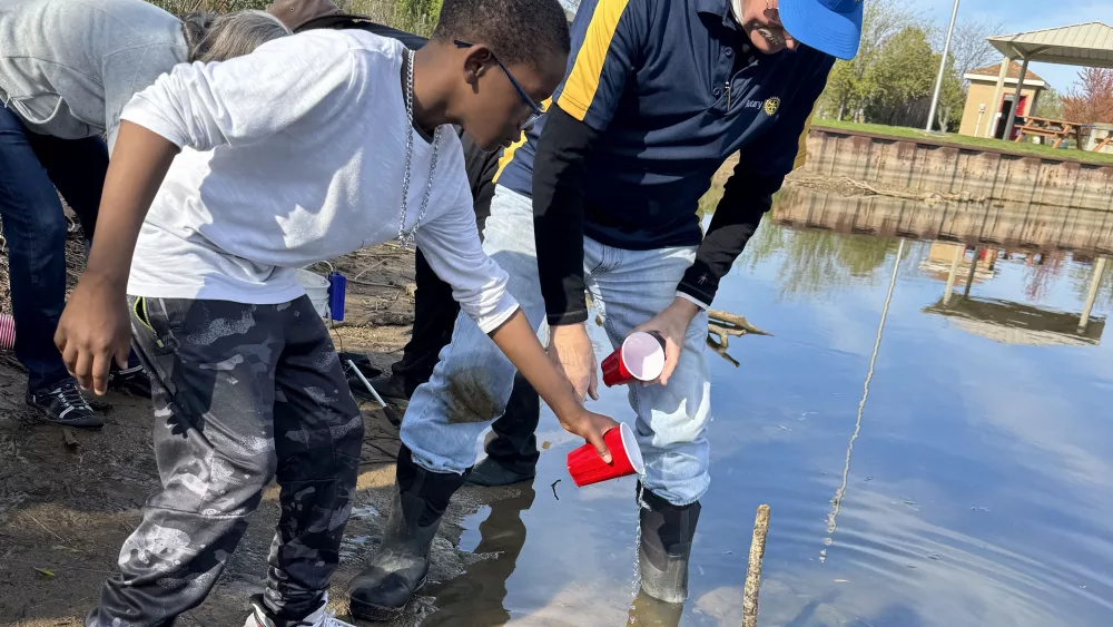 250507fishplanting0016