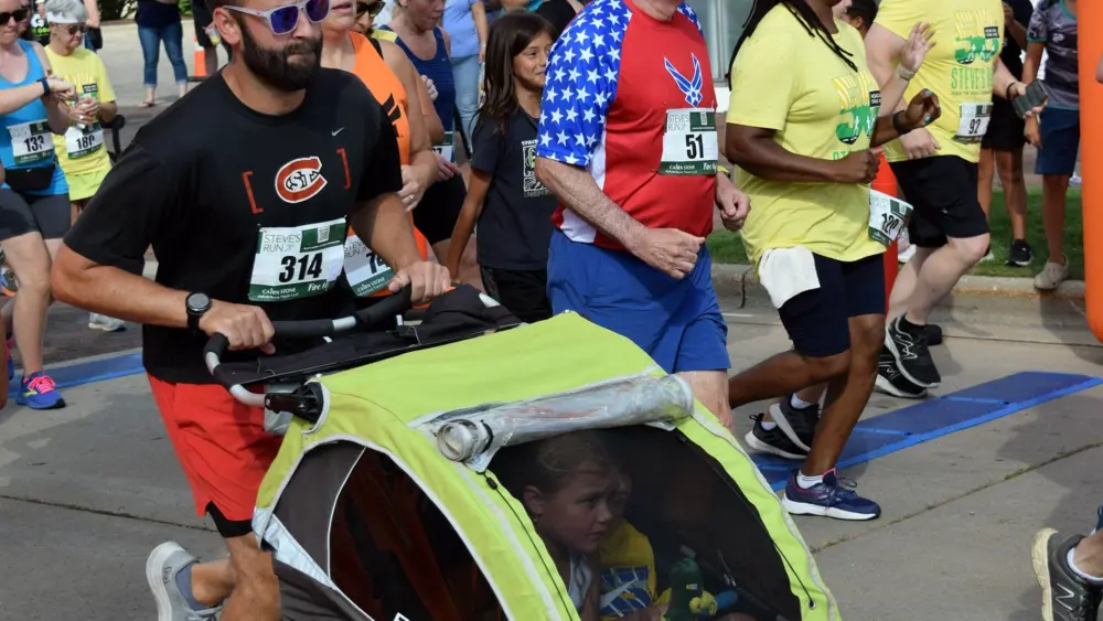 steve's run stroller dad