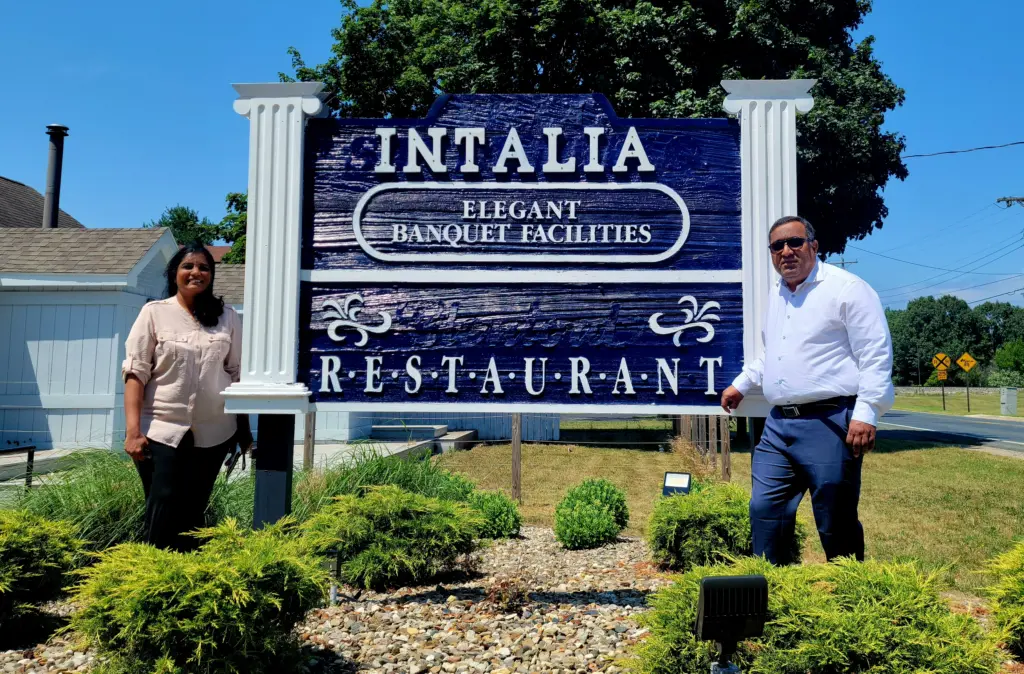 Intalia with owners