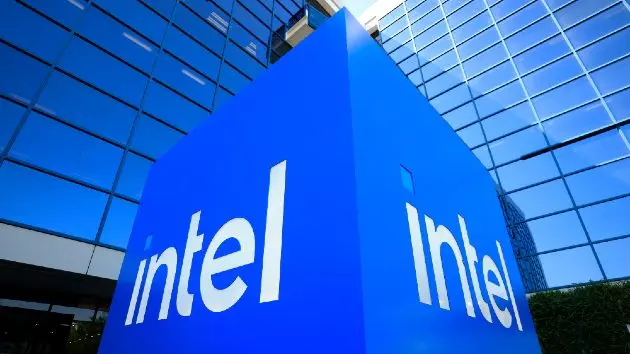 getty_intel_080725447144