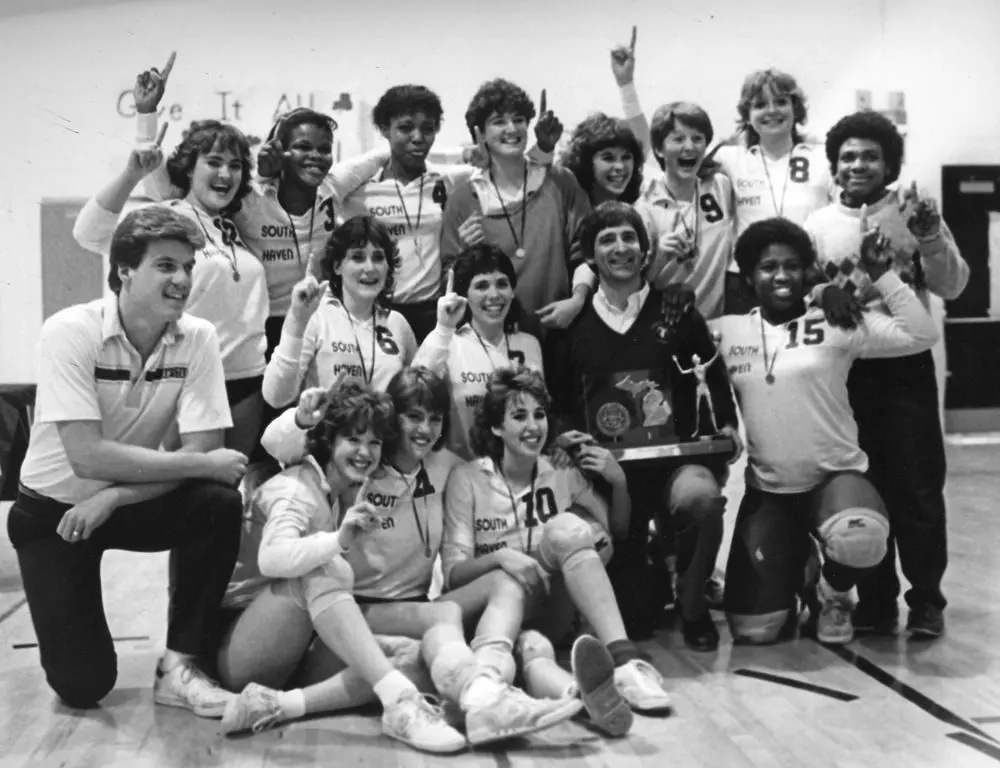 1985-state-champ-team-important-pic