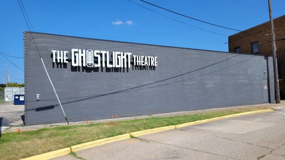 ghostlight-theater